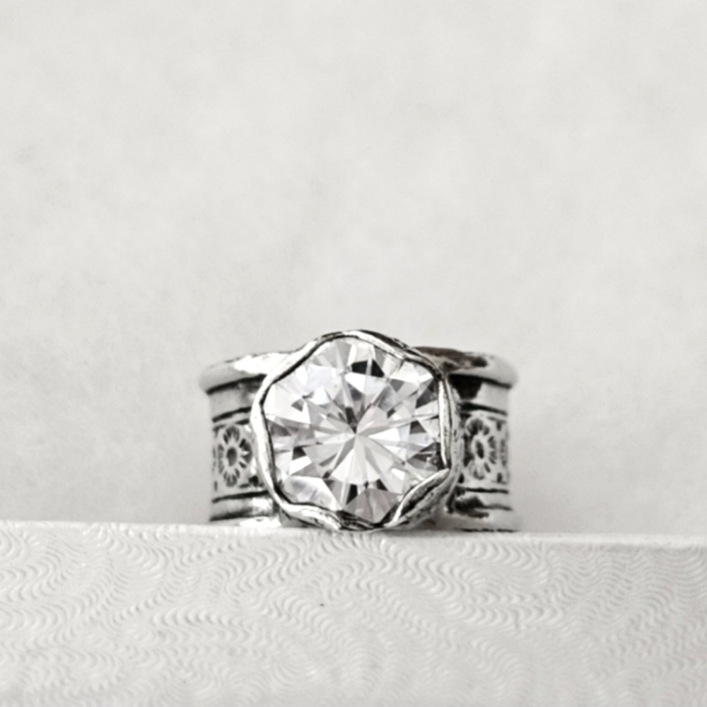 Silpadad Queen for a Day solitaire ring